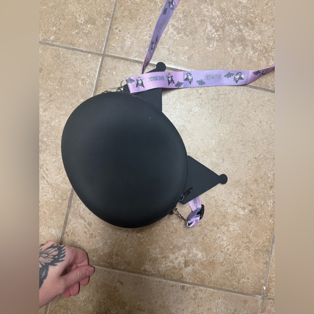Silicon Kuromi purse - Picture 3 of 5